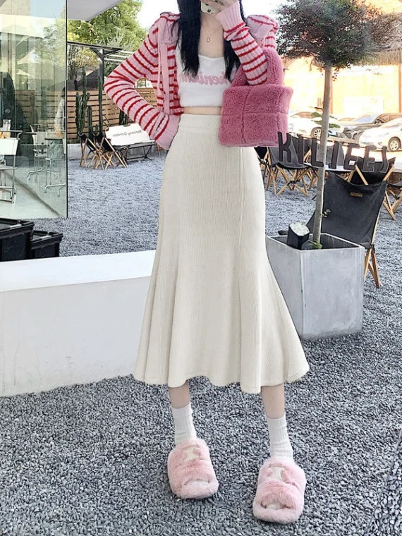 FlexElevate Corduroy Mermaid Skirt