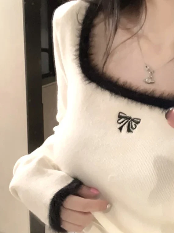 Flexelevate Butterfly Embroidered Y2K T-Shirts