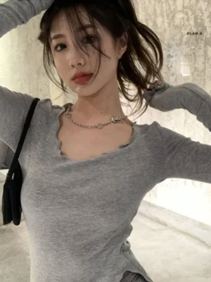 Flexelevate Women's Irregular Hem Long Sleeve Top