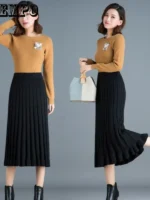 FlexElevate Knit Pleated Skirt
