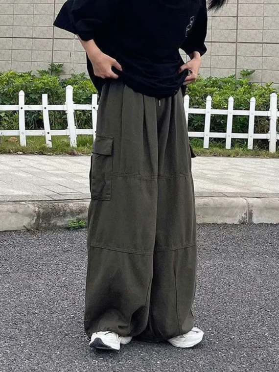FlexElevate Y2K Streetwear Cargo Pants