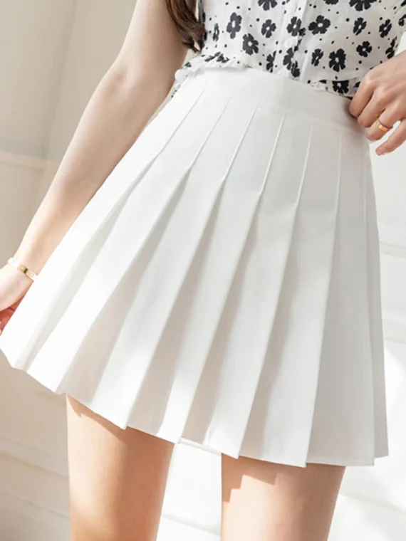 FlexElevate Pleated Mini Skirt