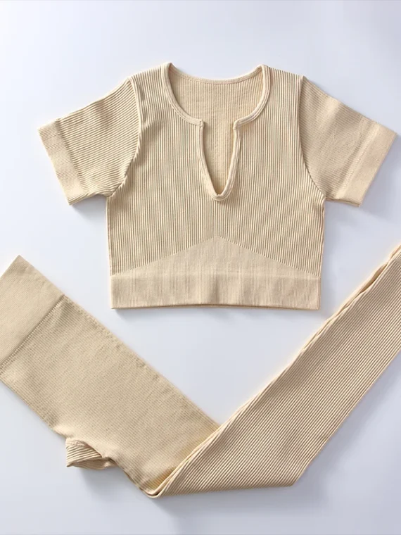 Flexelevate Women Khaki Yoga Set Seamless Workout Clothes