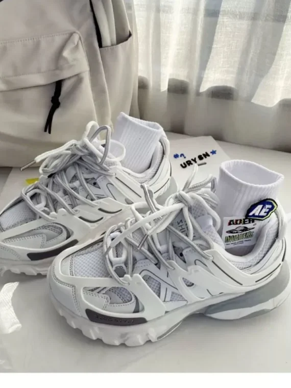 FlexElevate Unisex Retro Running Shoes