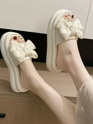 FlexElevate Women's Soft Flat Sandals